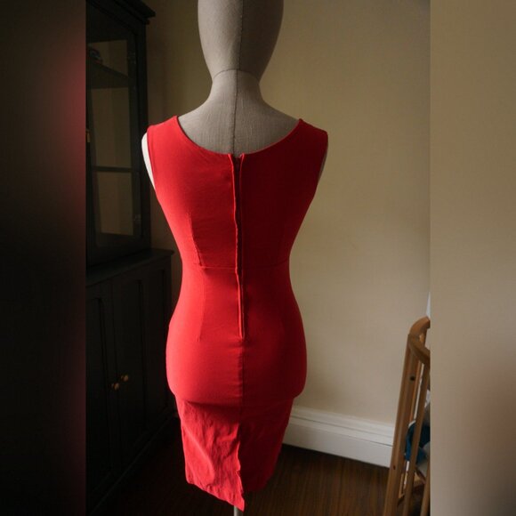 🌹 Rock Steady Red Pin-Up Retro Ruched Bodycon Dress - Size M 💋 - Picture 3 of 5